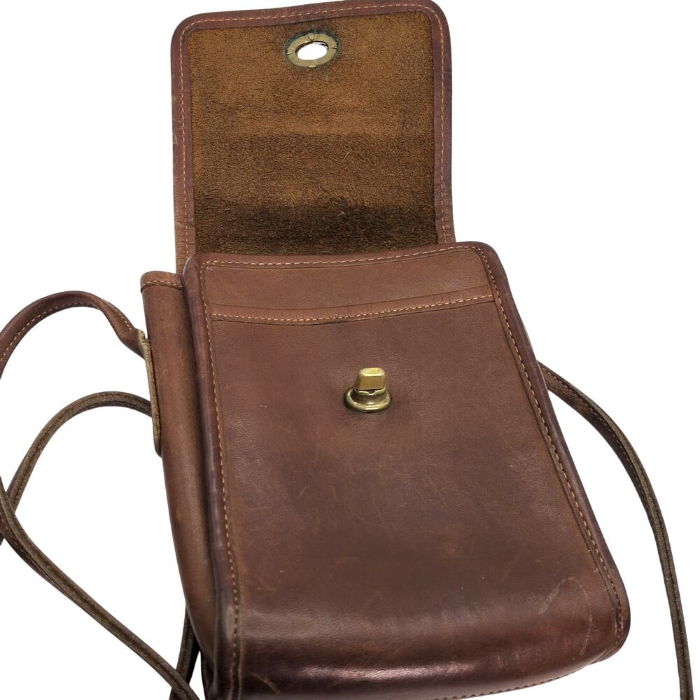 Vintage COACH 90s Brown Tan Scooter Small Crossbody Bag Small Turn Lock USA Made - Picture 10 of 11